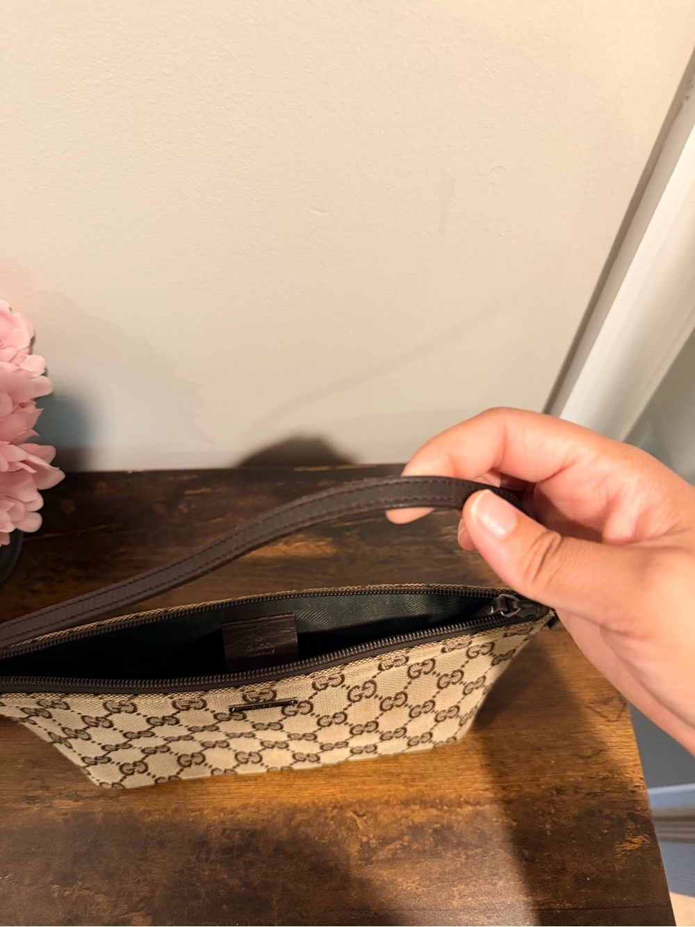 Gucci Beige Brown Monogram Canvas Bag - Picture 4 of 6